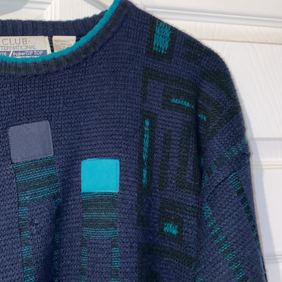 Club International Knitted Sweater - Picture 4 of 7